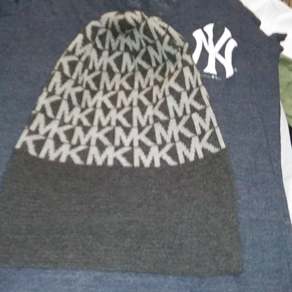 MK hat - Picture 3 of 4